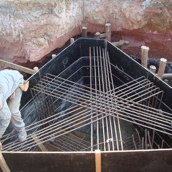 Construção da Base Civil - Fábrica Carioca de Catalizadores